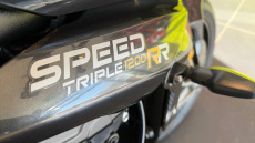 Triumph Speed TRIPLE 1200 RR (21MY)
